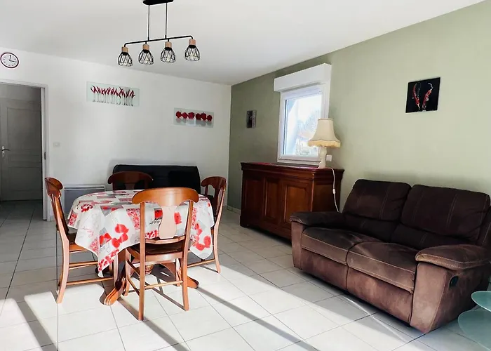 : T2 Calme Avec Parking, Internet - Fr-1-495-95 Apartmán